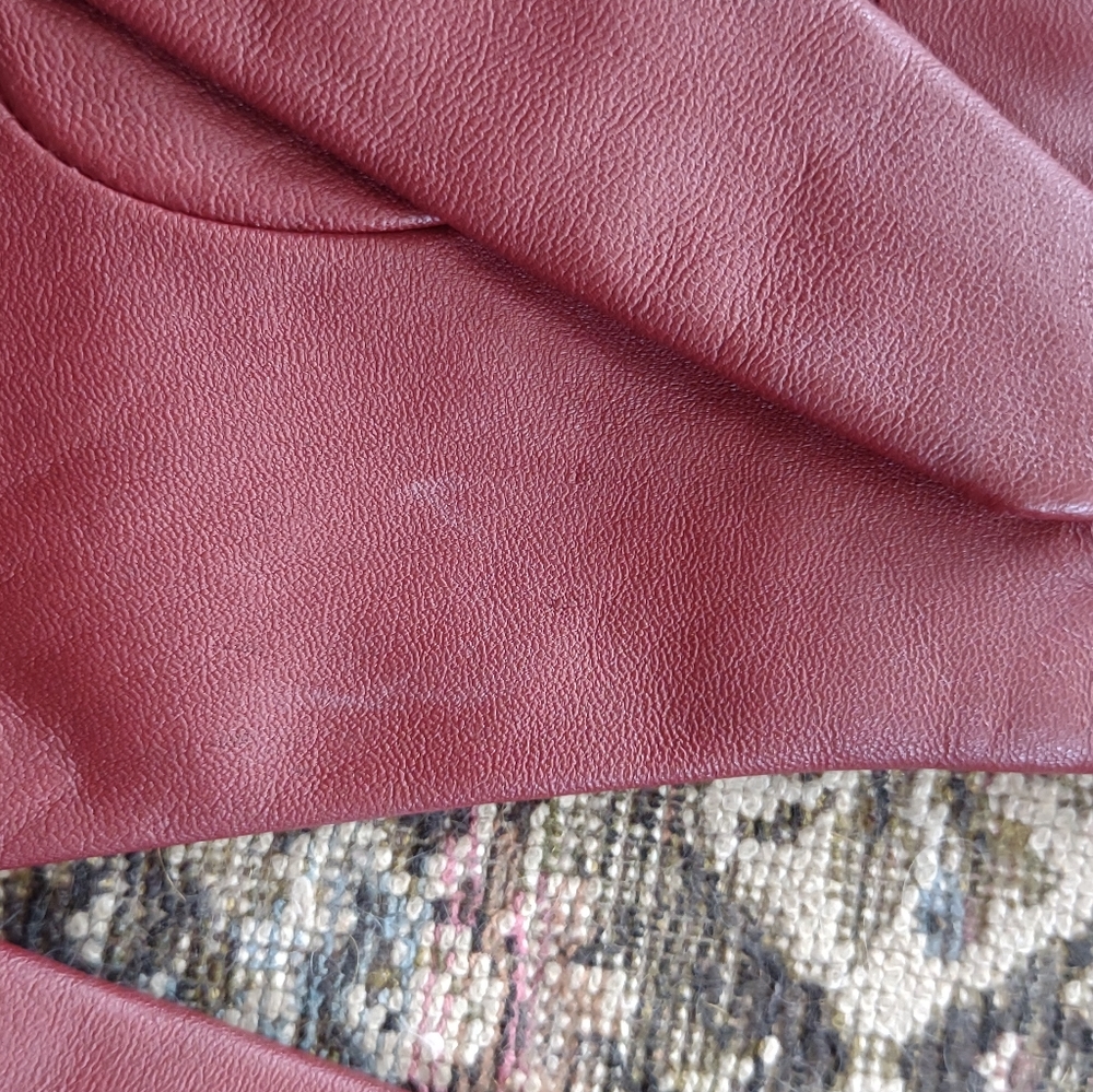 NWT red leather and cashmere lined gloves! - Picture 5 of 5